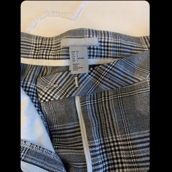H&M plaid trousers - Picture 2 of 3